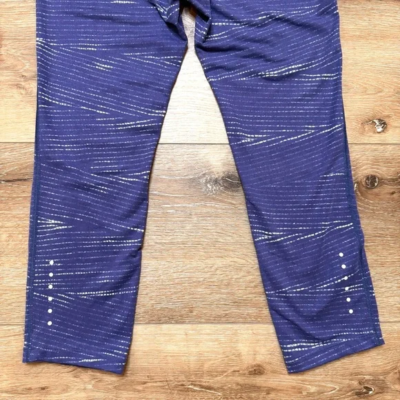 Nike Dri-Fit Blue Leggings Cropped Size Small Workout Acrivewear - Picture 12 of 17